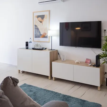 Apartament Rocha Sea View Summer 1 *