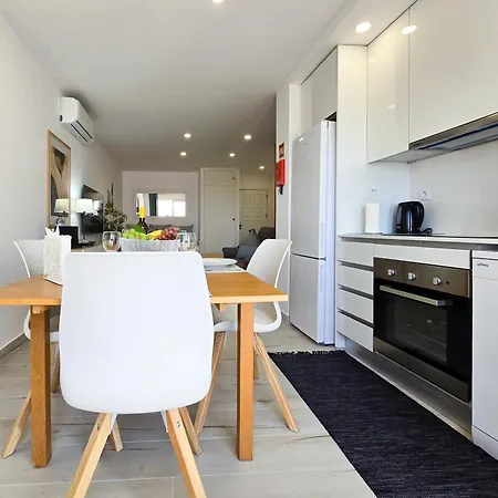 Apartament Rocha Sea View Summer 1 *